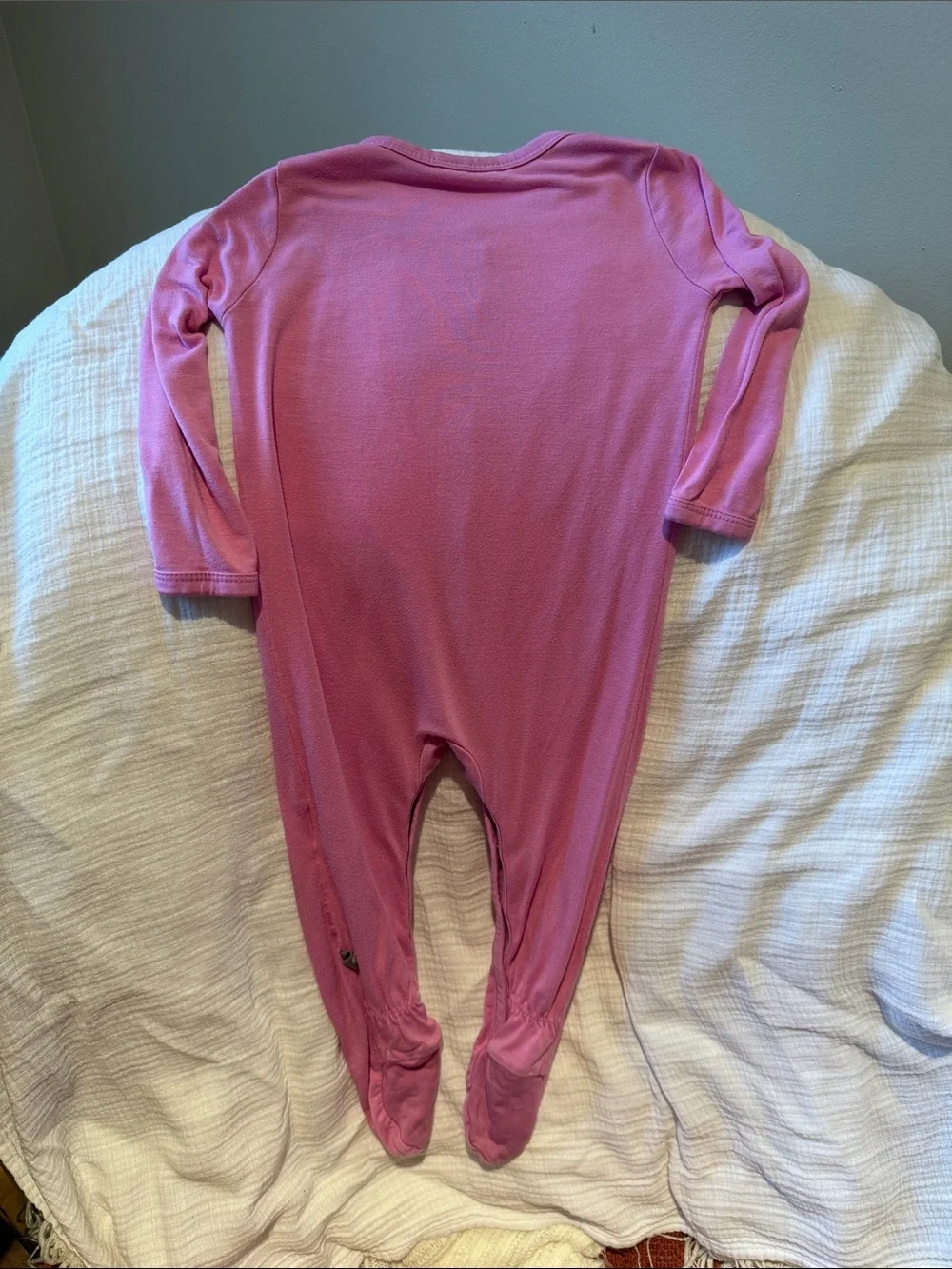 Kyte Baby Pink Footed One-Piece Pajamas 6-12 months